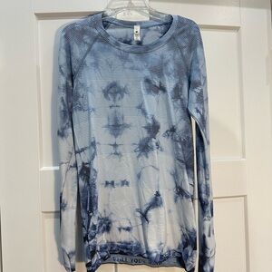 Lululemon Swiftly Tech Long Sleeve Hip Length Shibori Wash Print Size 8